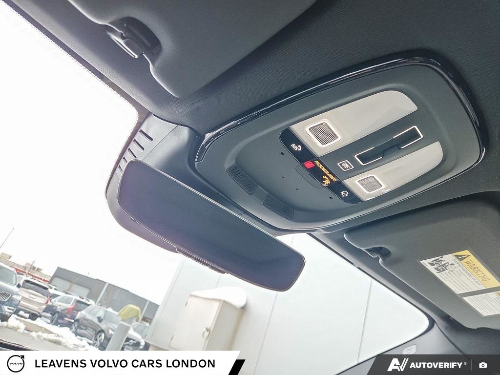 2026 Volvo XC60 PLUS DARK THEME-20