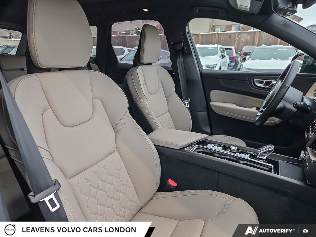 2026 Volvo XC60 PLUS DARK THEME-21