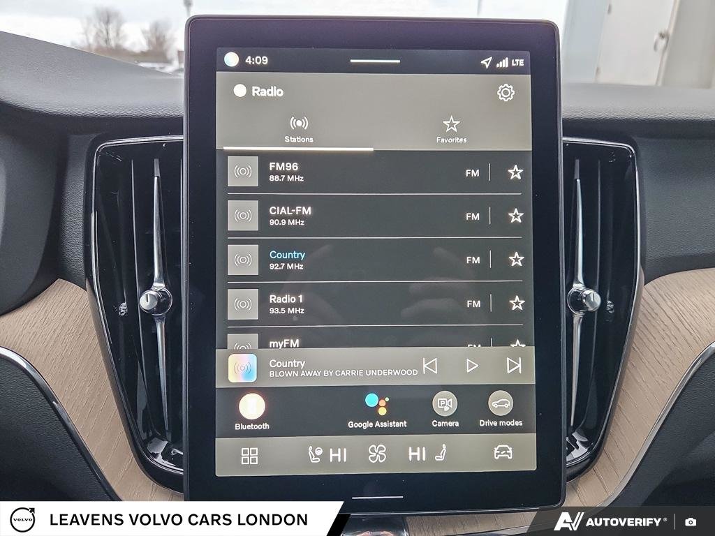 2026 Volvo XC60 PLUS DARK THEME-29