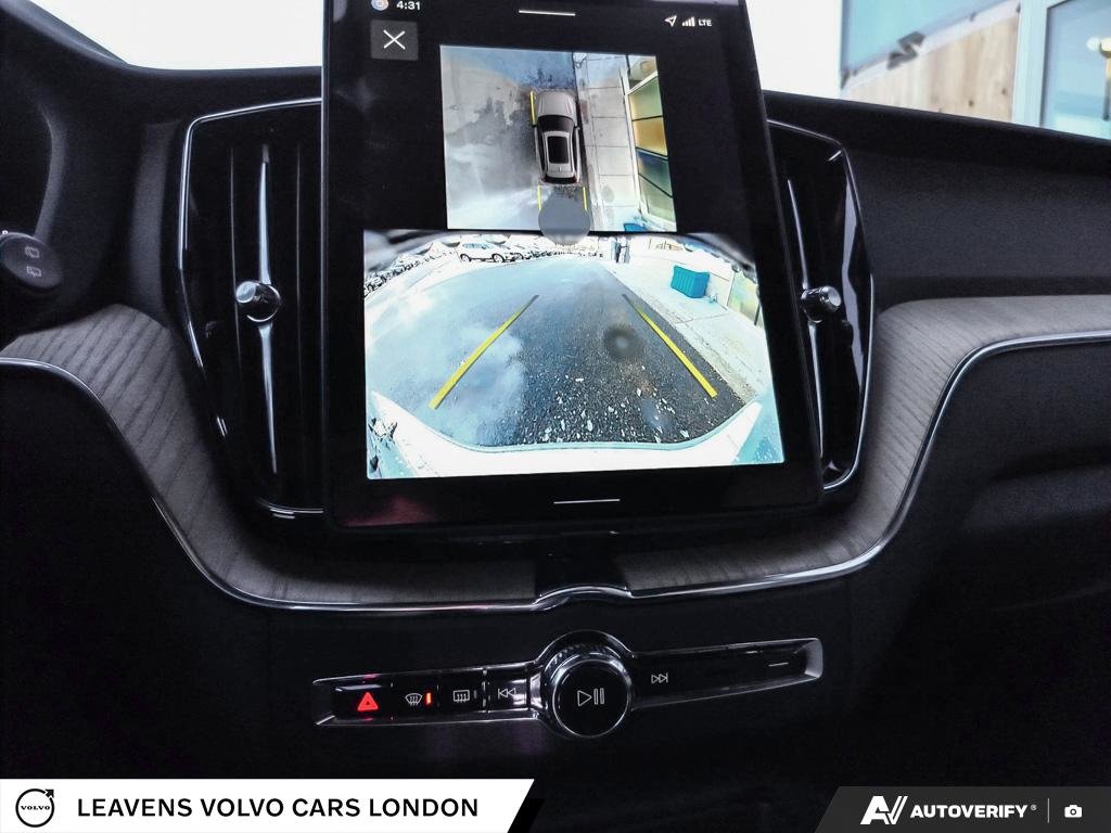 2026 Volvo XC60 PLUS DARK THEME-18