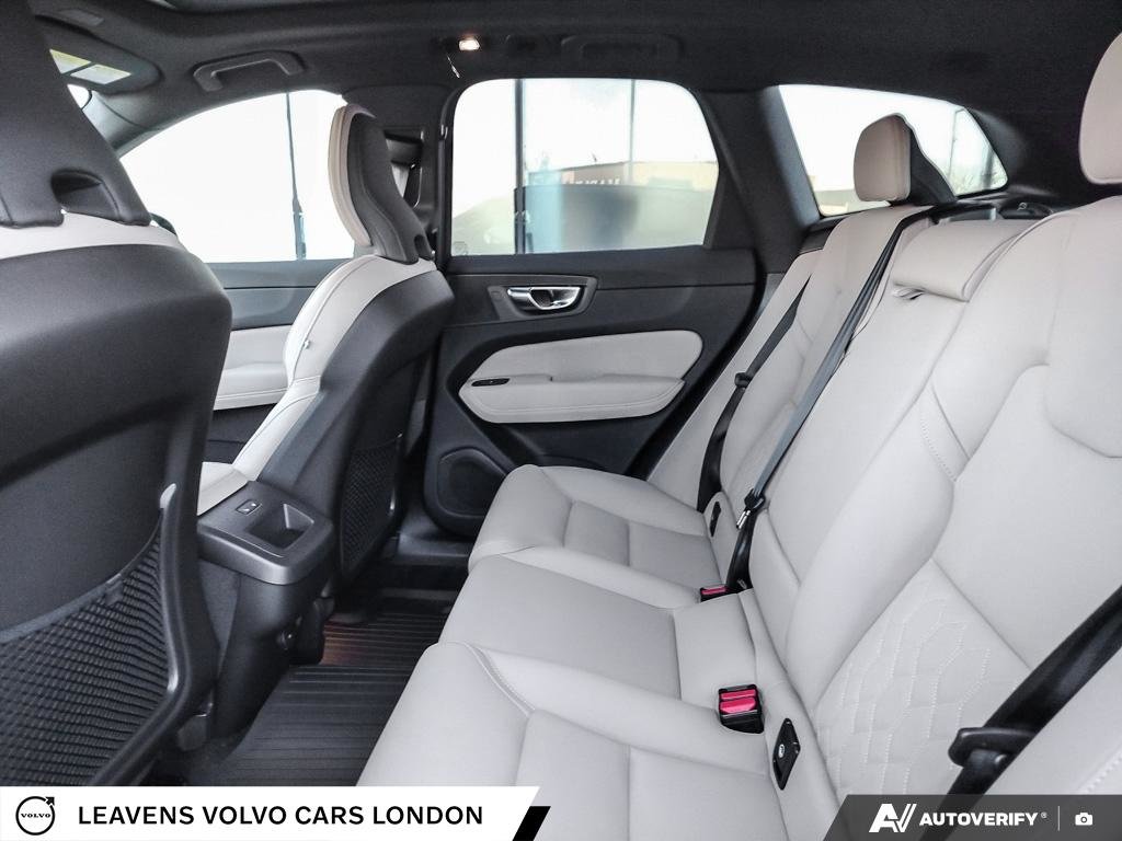 2026 Volvo XC60 PLUS DARK THEME-22