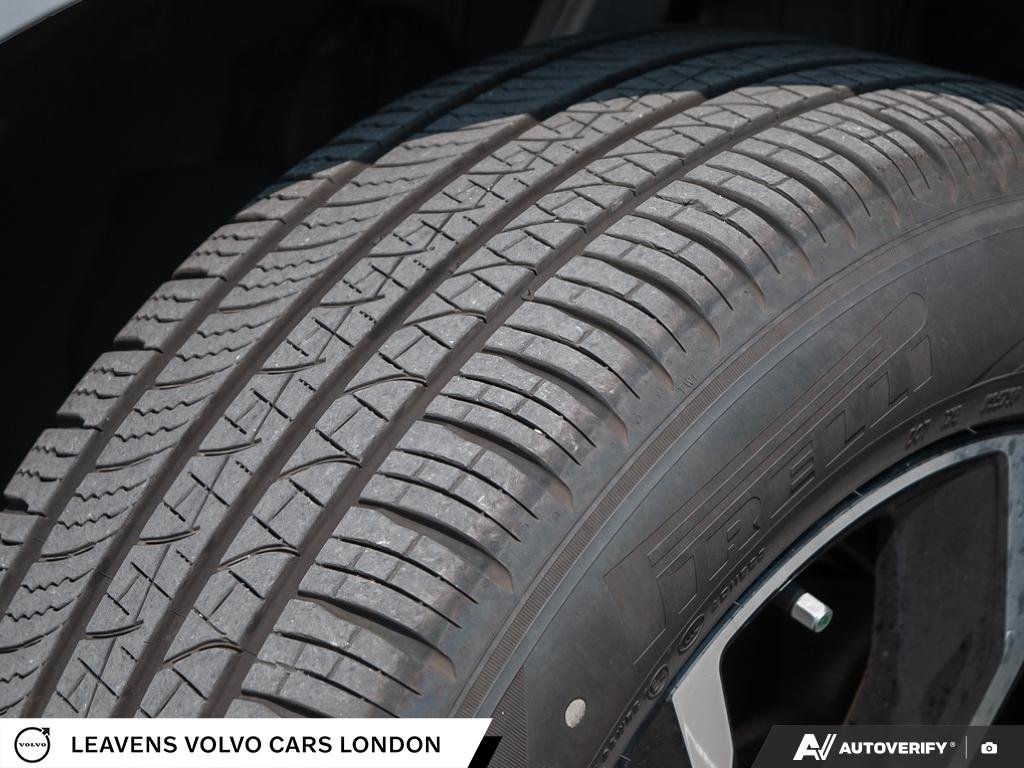 2026 Volvo XC60 CORE DARK THEME-6