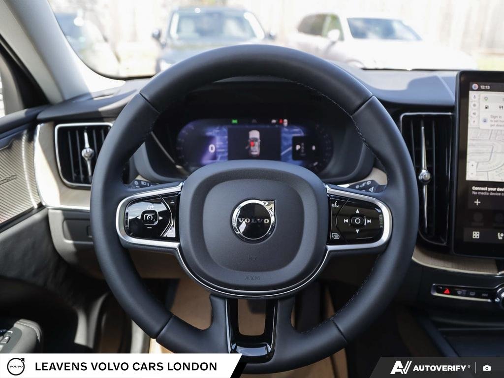 2027 Volvo XC60 PLUS DARK THEME-13