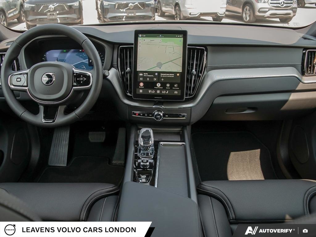 2027 Volvo XC60 ULTRA BLACK EDITION-24