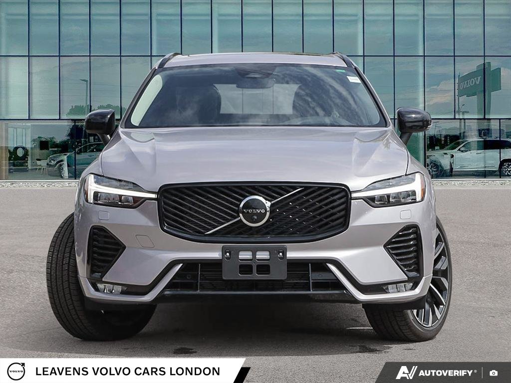 2027 Volvo XC60 ULTRA DARK THEME-1