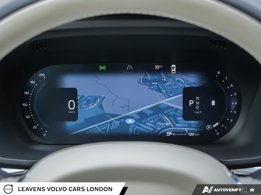 2027 Volvo XC60 ULTRA DARK THEME-14