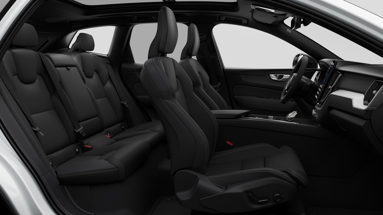 2027 Volvo XC60 PLUS BLACK EDITION-12