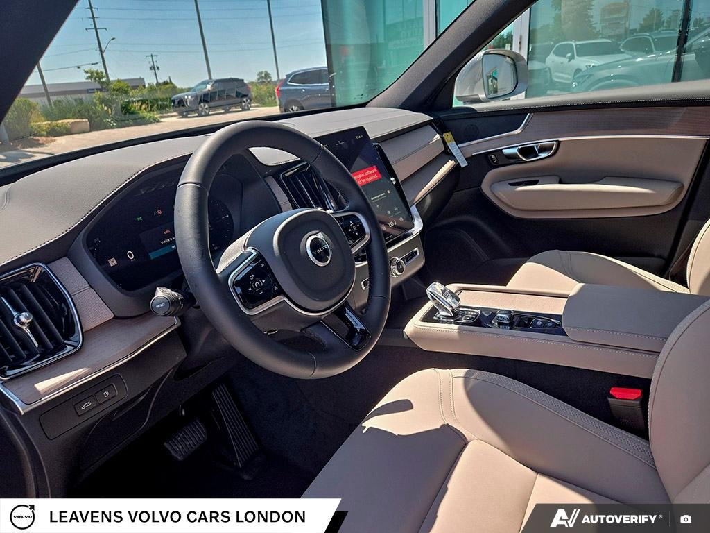 2026 Volvo XC90 PLUG-IN HYBRID PLUS BRIGHT THEME-13