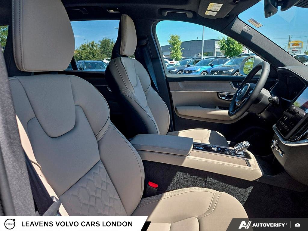 2026 Volvo XC90 PLUG-IN HYBRID PLUS BRIGHT THEME-26