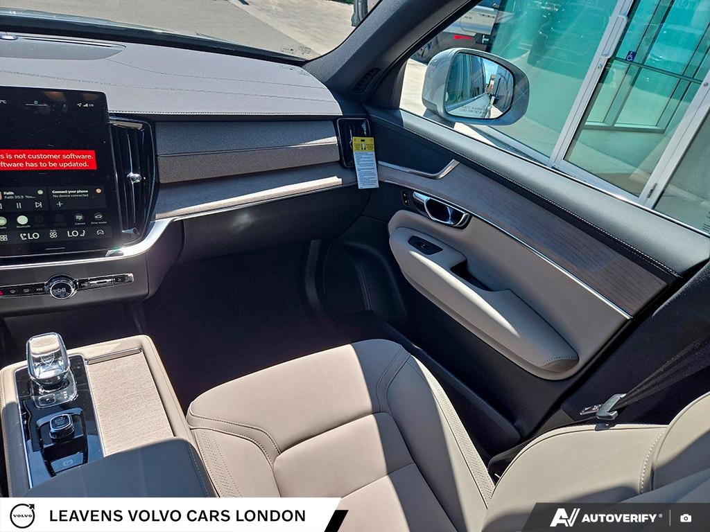 2026 Volvo XC90 PLUG-IN HYBRID PLUS BRIGHT THEME-29