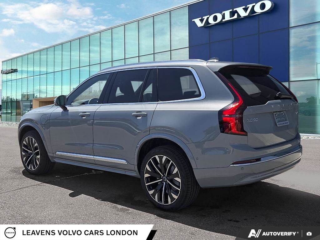 2026 Volvo XC90 PLUG-IN HYBRID PLUS BRIGHT THEME-3