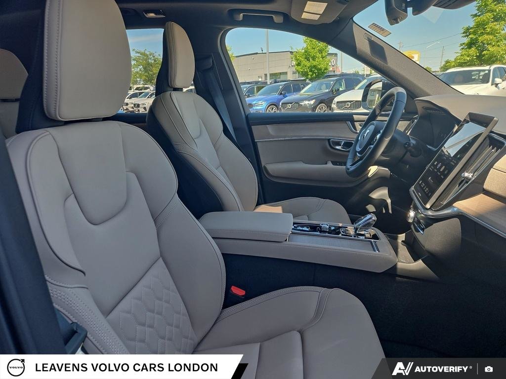 2026 Volvo XC90 PLUG-IN HYBRID PLUS DARK THEME-21