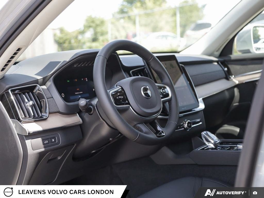 2026 Volvo XC90 PLUG-IN HYBRID PLUS BRIGHT THEME-12