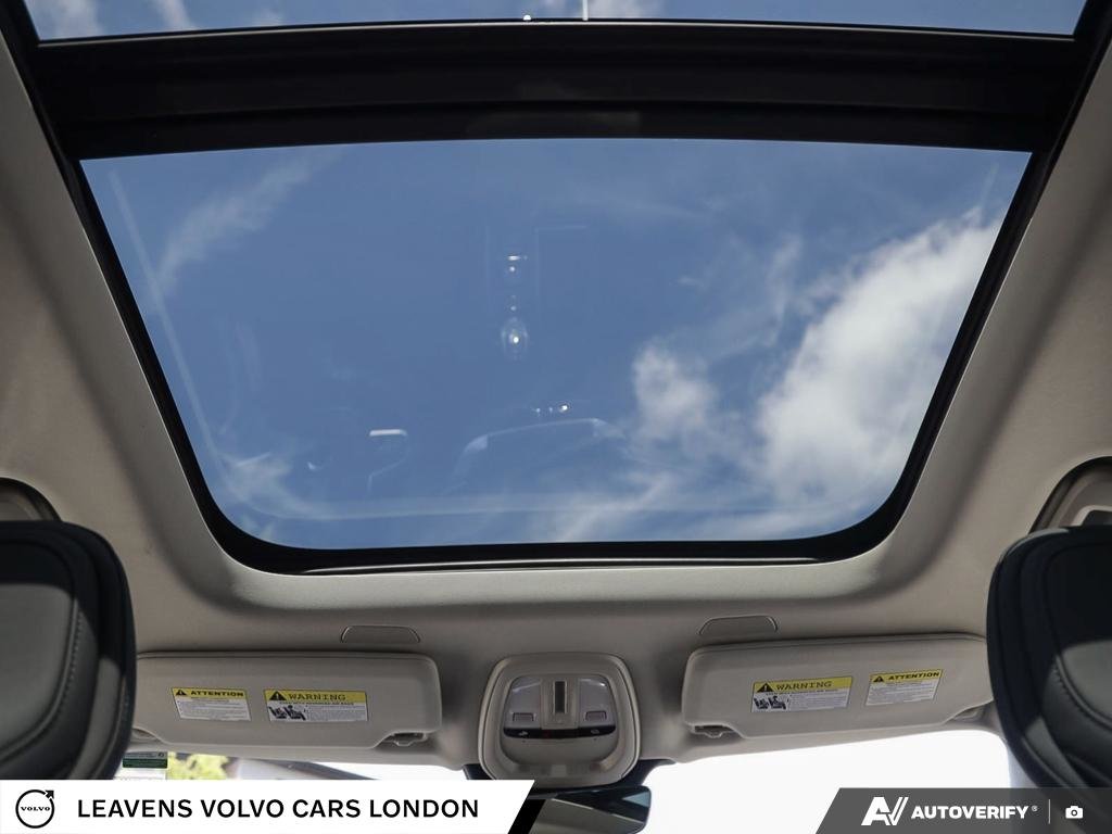 2026 Volvo XC90 PLUG-IN HYBRID PLUS BRIGHT THEME-25