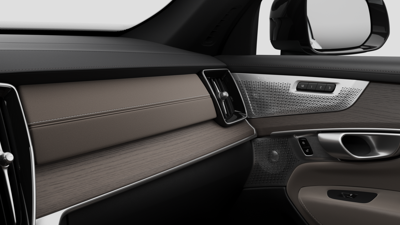 2026 Volvo XC90 PLUG-IN HYBRID ULTRA DARK THEME-8