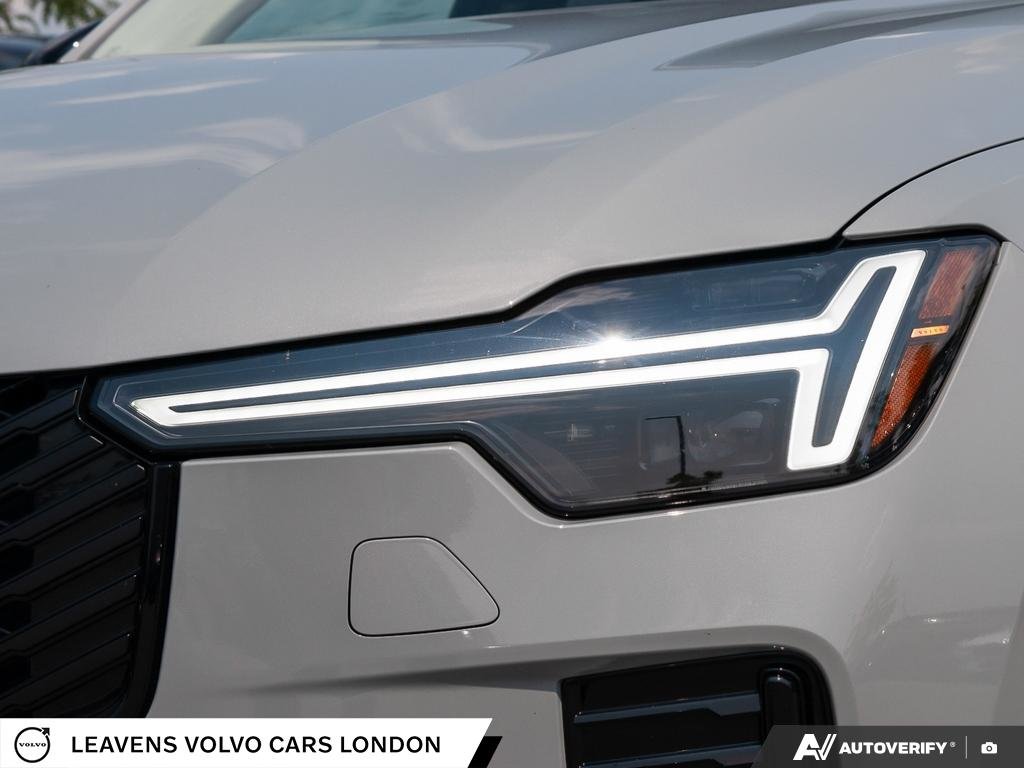 2026 Volvo XC90 PLUG-IN HYBRID PLUS DARK THEME-9