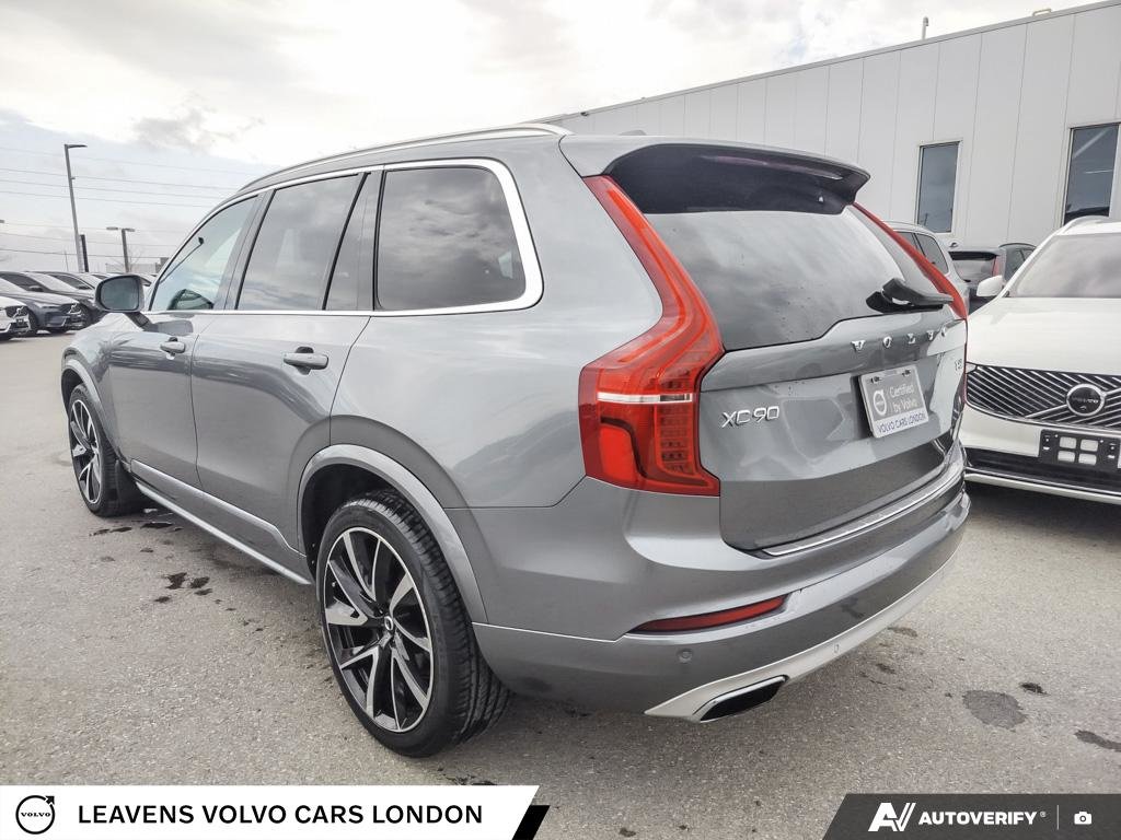 2020 Volvo XC90 MOMENTUM-10