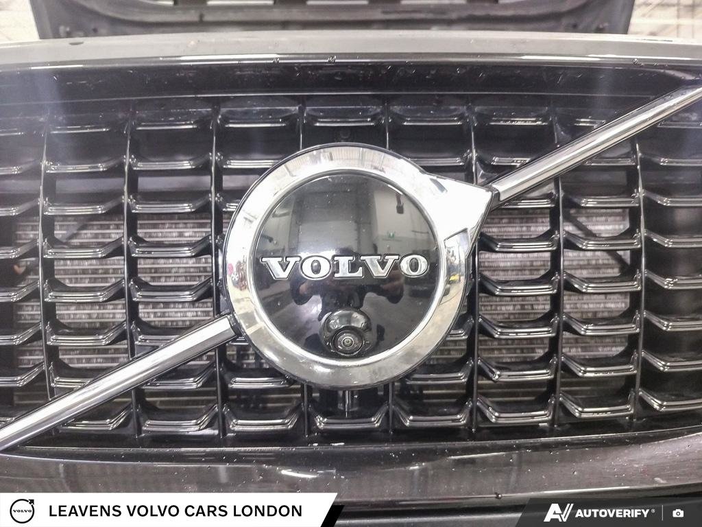 2022 Volvo XC90 R-DESIGN-8