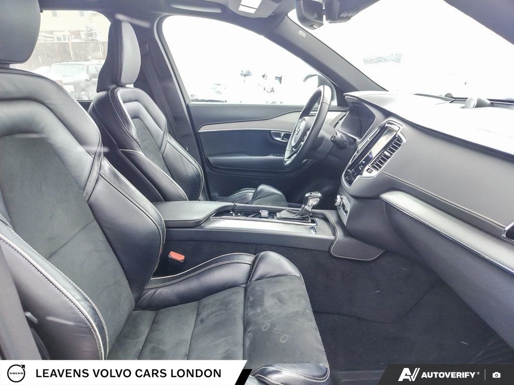 2022 Volvo XC90 R-DESIGN-21