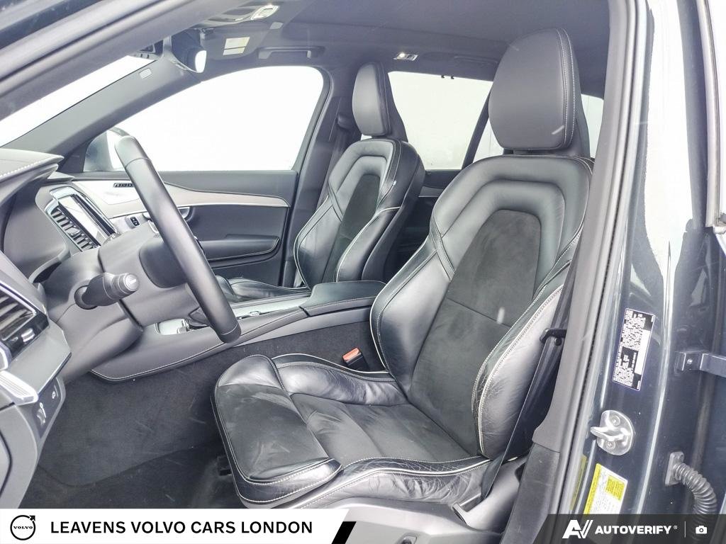 2022 Volvo XC90 R-DESIGN-25