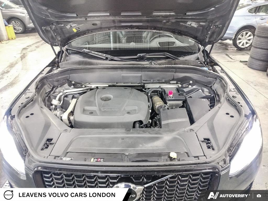 2022 Volvo XC90 R-DESIGN-9