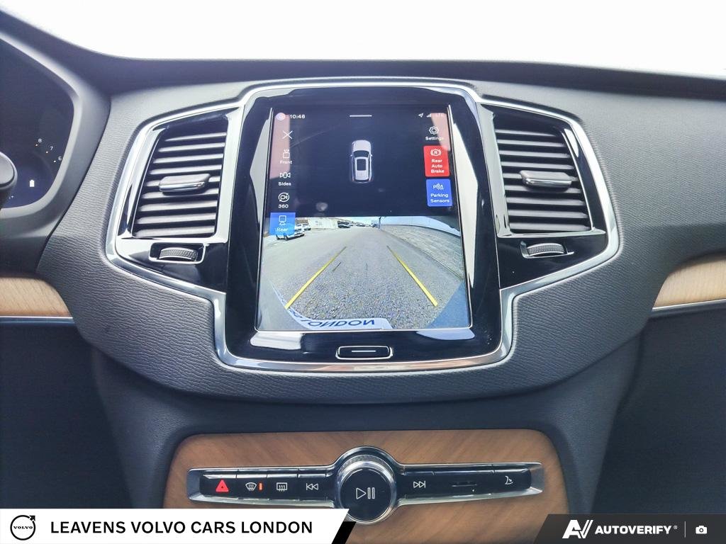 2023 Volvo XC90 PLUS DARK THEME-18