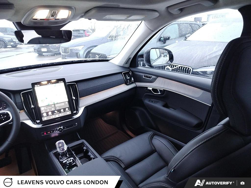 2026 Volvo XC90 ULTRA DARK THEME-24