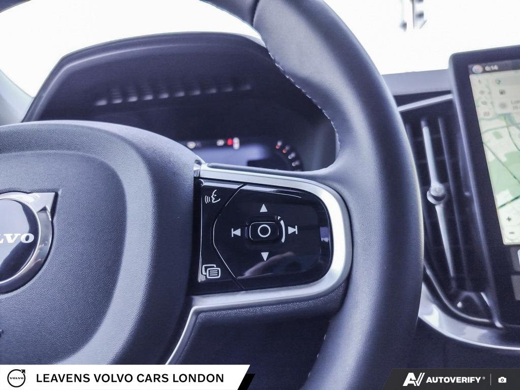 2026 Volvo XC90 PLUS DARK THEME-15