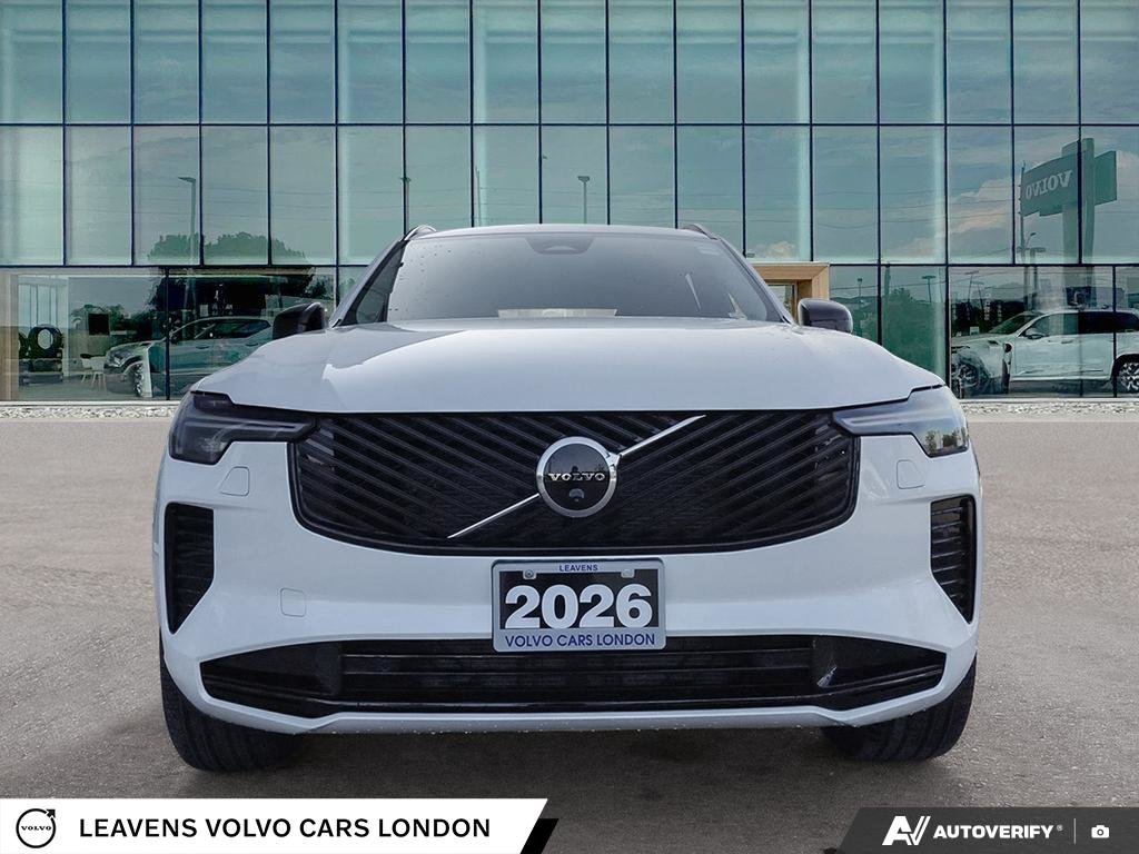2026 Volvo XC90 PLUS DARK THEME-1