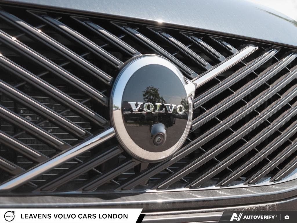 2026 Volvo XC90 ULTRA DARK THEME-8