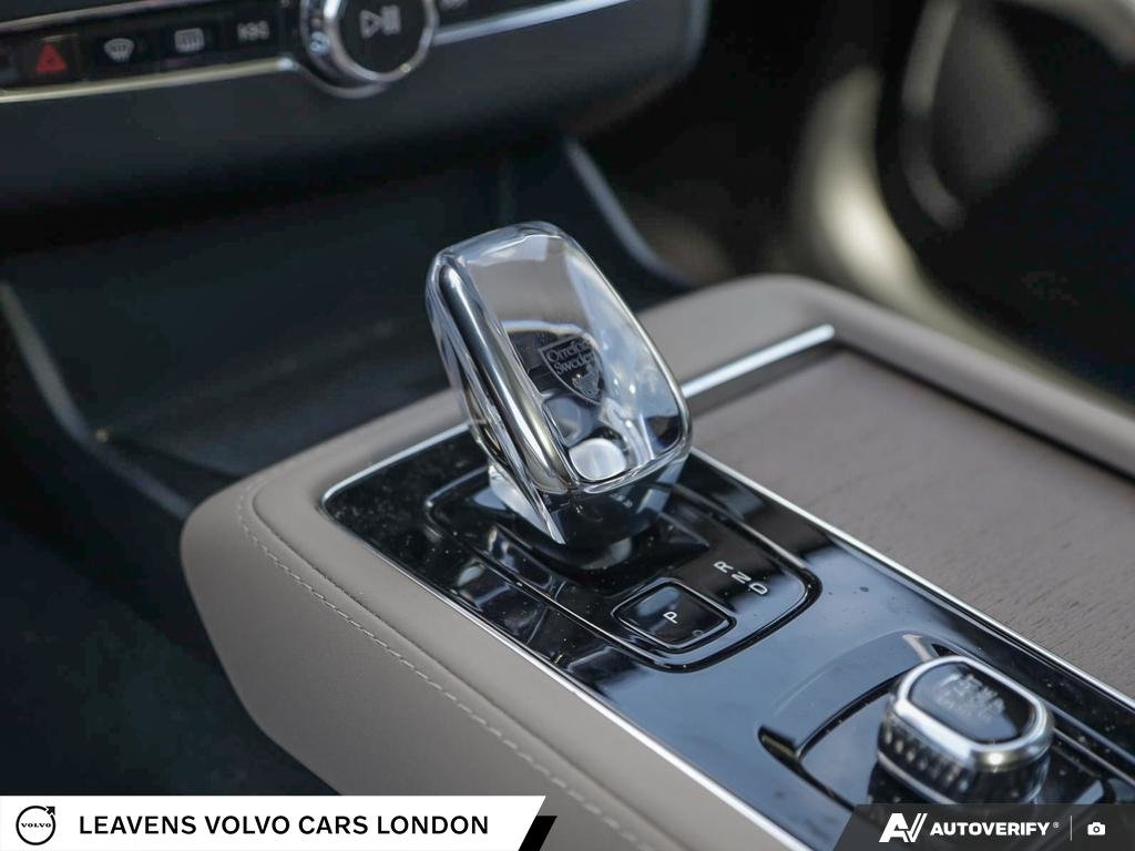 2026 Volvo XC90 PLUS BRIGHT THEME-18