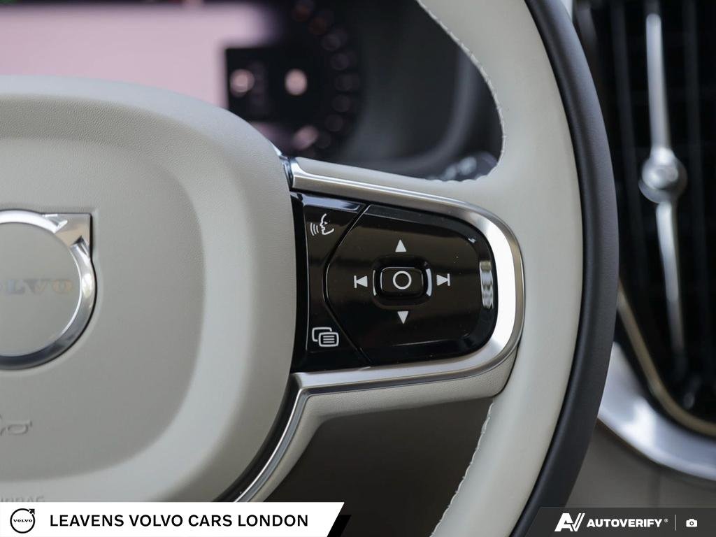 2027 Volvo XC90 ULTRA BRIGHT THEME-17
