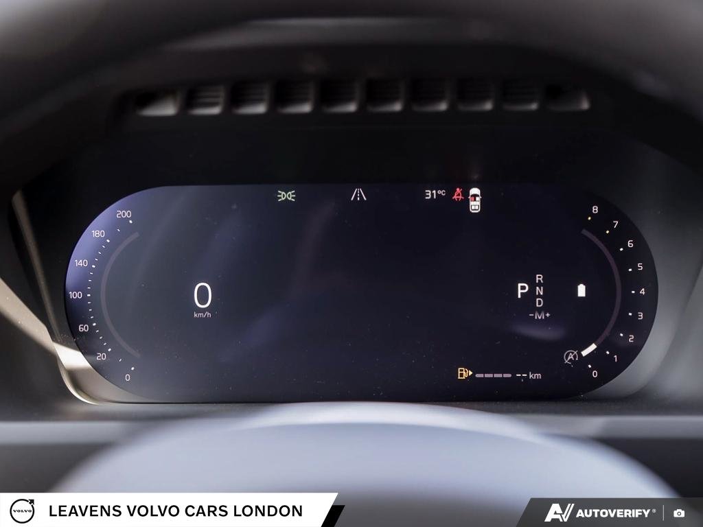 2027 Volvo XC90 ULTRA BRIGHT THEME-14