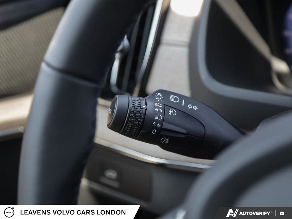 2027 Volvo XC90 ULTRA BRIGHT THEME-15