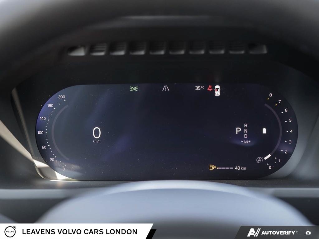2027 Volvo XC90 ULTRA DARK THEME-14