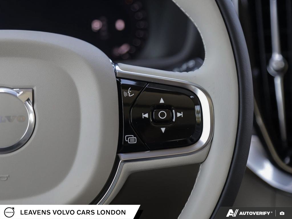 2027 Volvo XC90 ULTRA DARK THEME-17