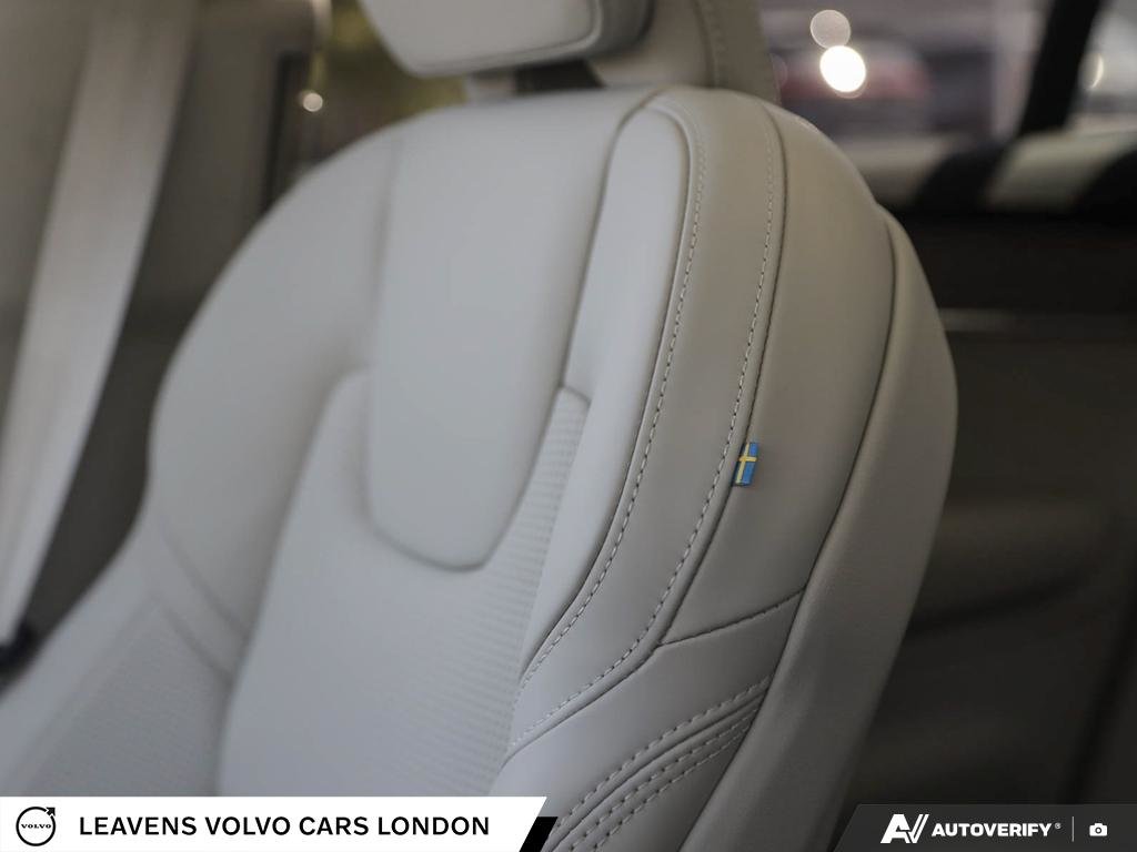 2027 Volvo XC90 ULTRA DARK THEME-22