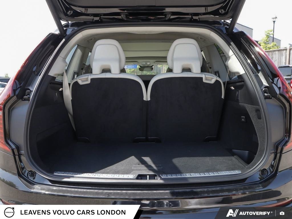 2027 Volvo XC90 ULTRA DARK THEME-10