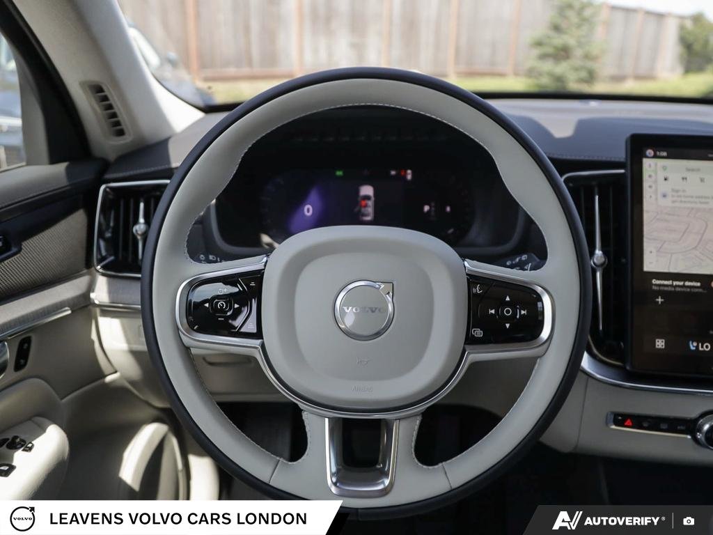 2027 Volvo XC90 ULTRA DARK THEME-13