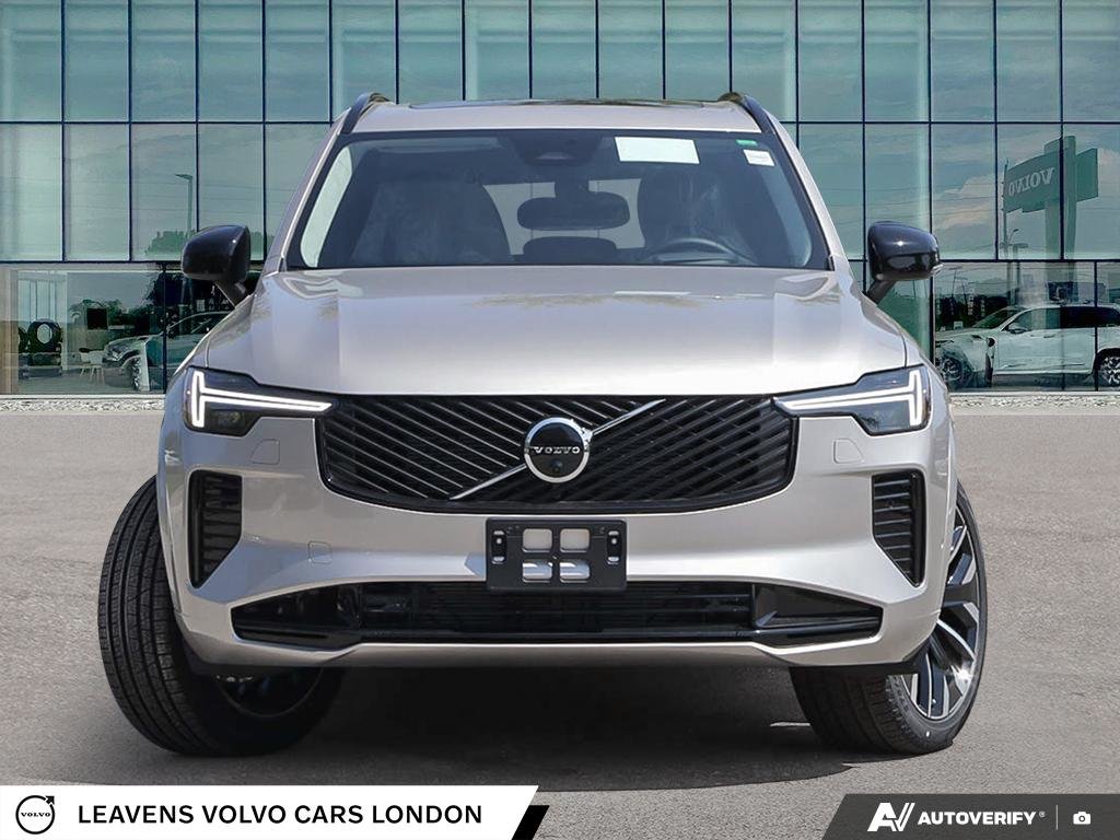 2027 Volvo XC90 ULTRA DARK THEME-1