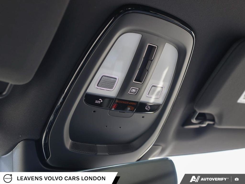 2027 Volvo XC90 PLUS DARK THEME-21