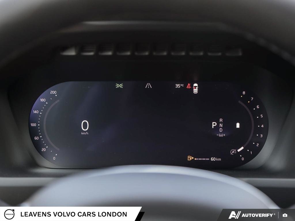 2027 Volvo XC90 PLUS DARK THEME-14