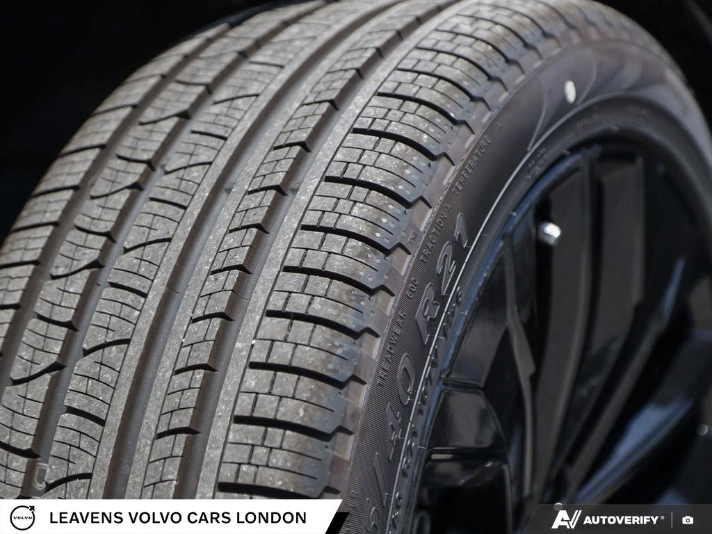 2027 Volvo XC90 Ultra Black Edition 7-Seater-6
