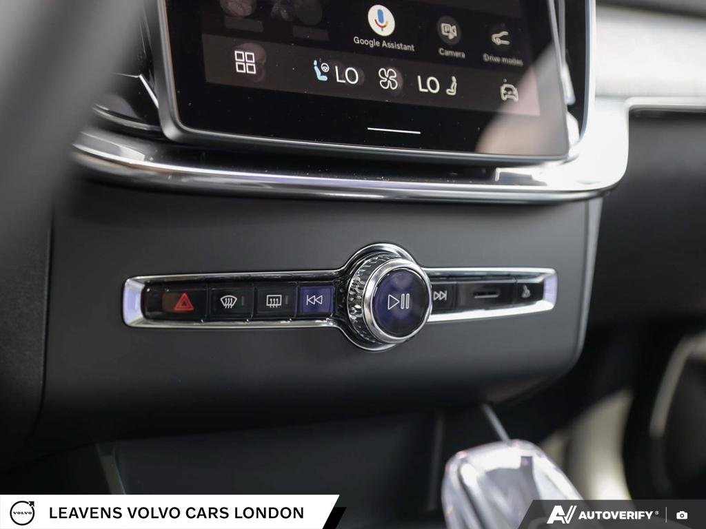 2027 Volvo XC90 ULTRA BRIGHT THEME-19