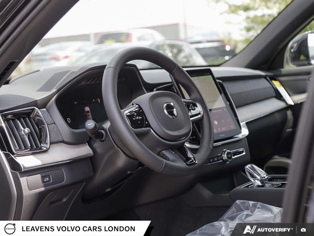 2027 Volvo XC90 ULTRA BRIGHT THEME-12