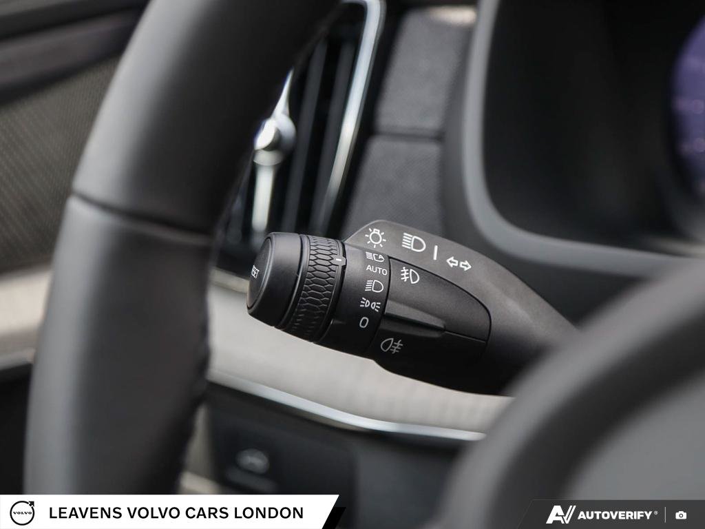 2027 Volvo XC90 ULTRA BRIGHT THEME-15