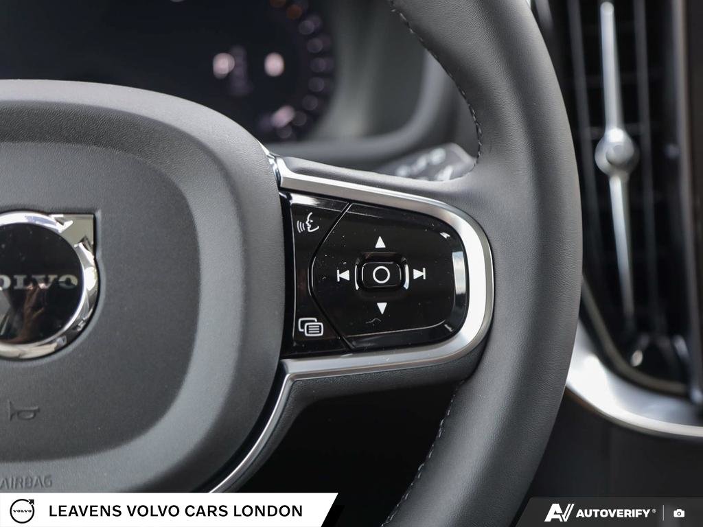 2027 Volvo XC90 ULTRA DARK THEME-17