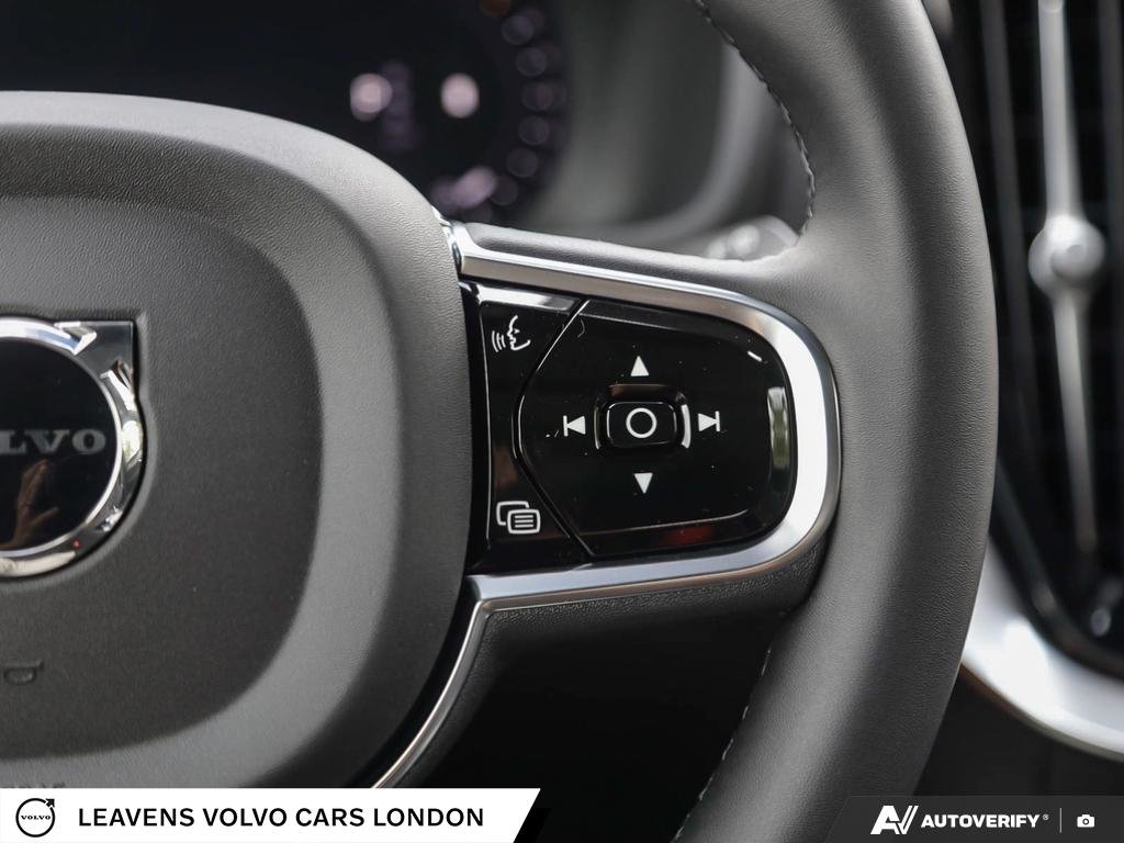 2027 Volvo XC90 Ultra Black Edition 7-Seater-17