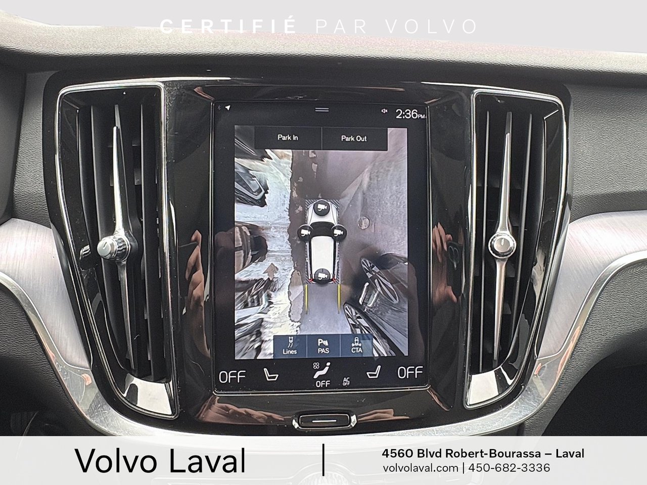 2020 Volvo V60 Cross Country BASE-26