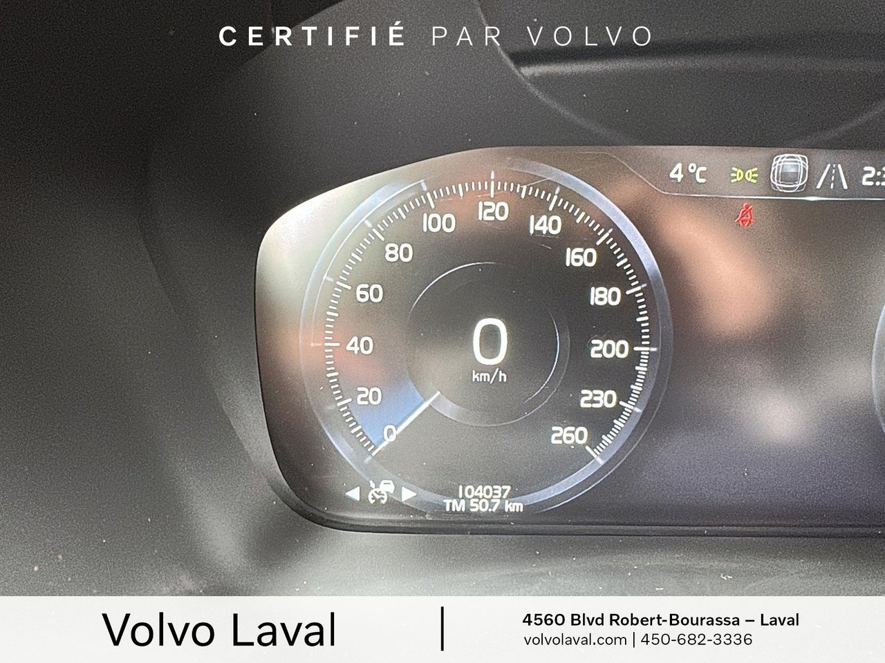 2020 Volvo V60 Cross Country BASE-17